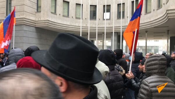 Акция у Министерств - Sputnik Армения