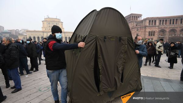 Палатки оппозиции на площади Республики (22 декабря 2020). Ереван - Sputnik Армения