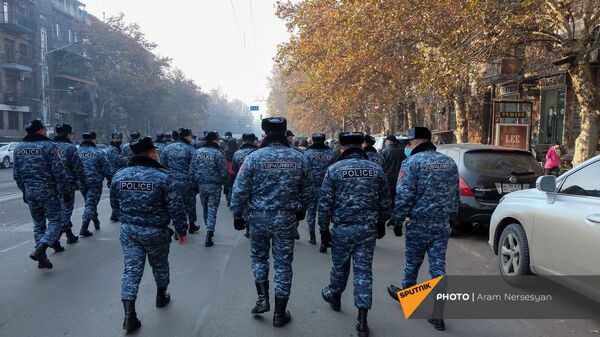 Полиция на акции протеста (28 декабря 2020). Еревaн - Sputnik Армения