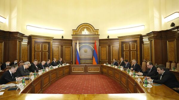 Встреча правительственных делегаций Армении и России (3 января 2021). Еревaн - Sputnik Արմենիա