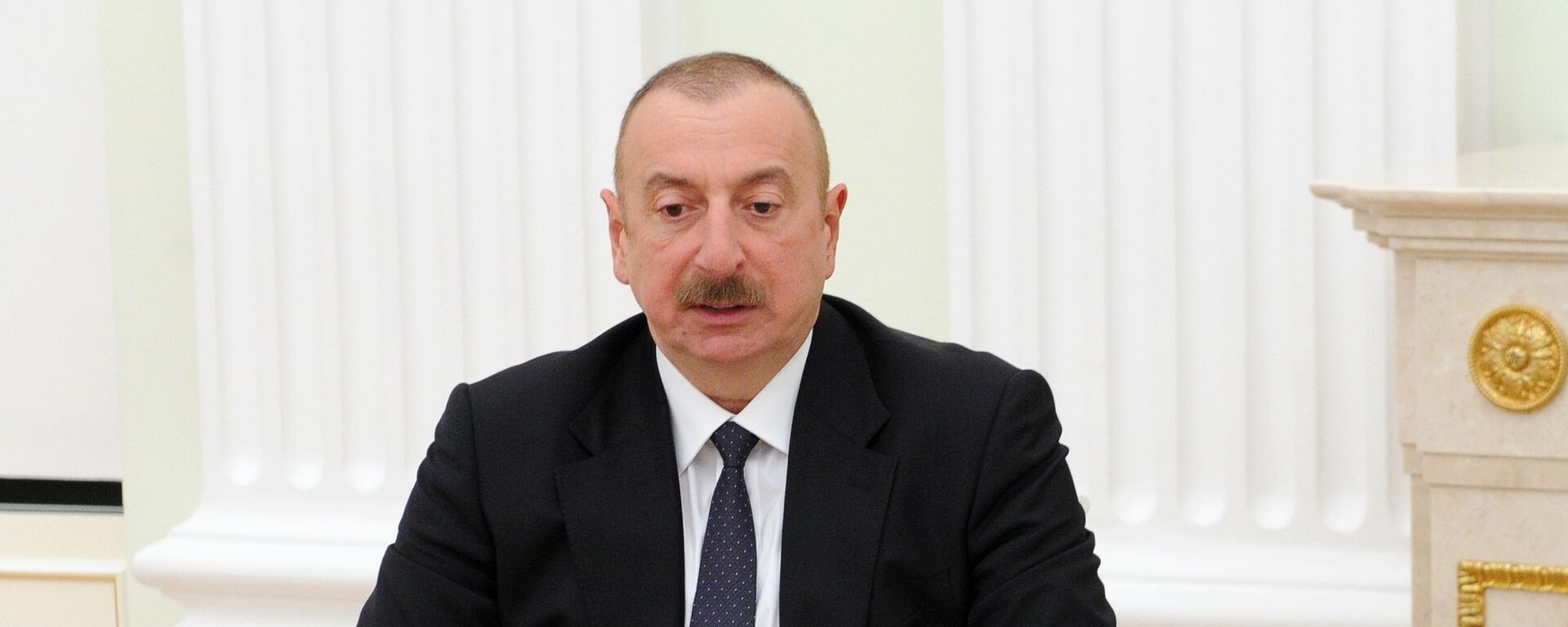 Президент Азербайджана Ильхам Алиев во время переговоров (11 января 2021). Москва - Sputnik Армения, 1920, 28.09.2021