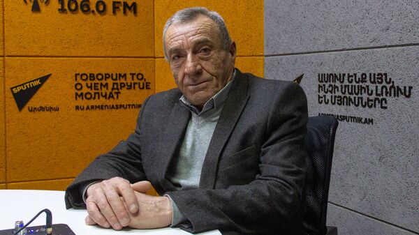 Литературовед Серж Срапионян в гостях радио Sputnik - Sputnik Армения