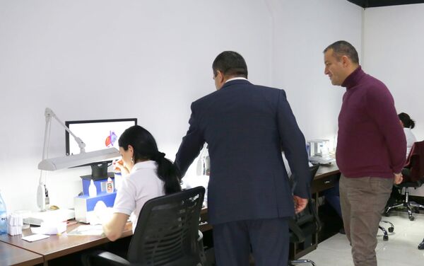 Министр экономики Ваан Керобян встретился с представителями компаний по обработке алмазов и золота (16 января 2021). Абовян Министр экономики Ваан Керобян встретился с представителями компаний по обработке алмазов и золота (16 января 2021). Абовян - Sputnik Армения