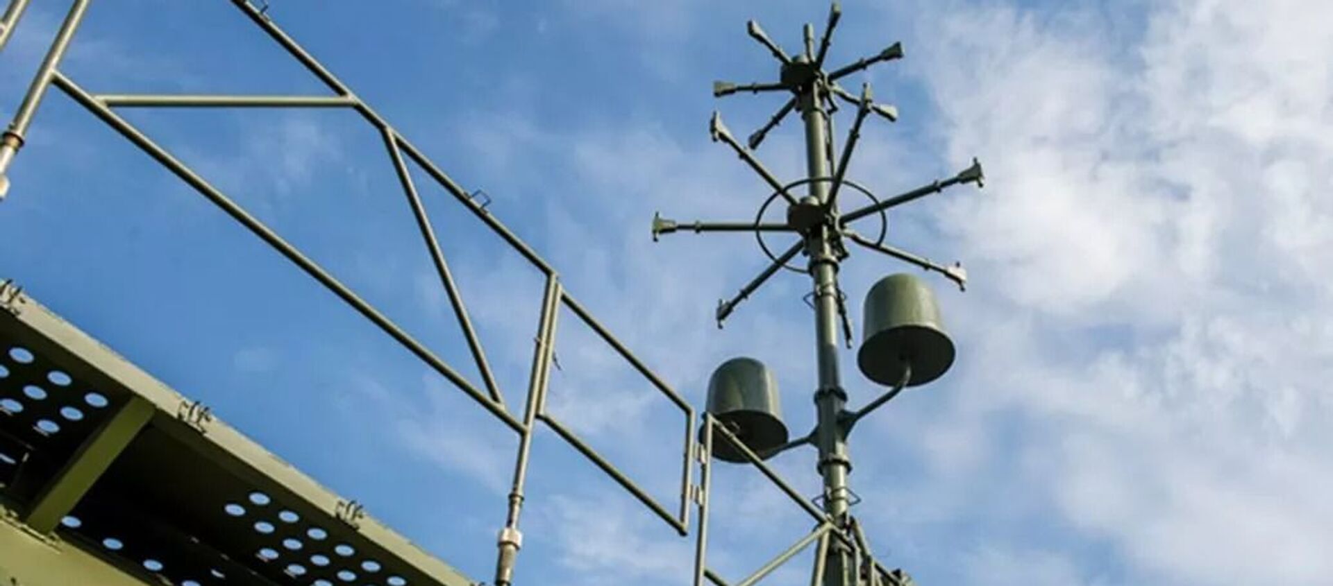 Автоматизированный звукотепловой комплекс артиллерийской разведки Пенициллин - Sputnik Армения, 1920, 22.01.2021