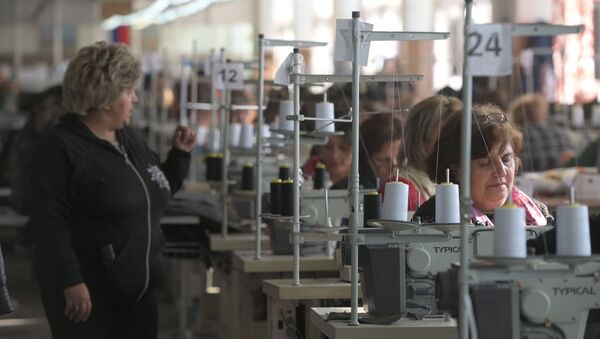 В Ванадзоре открылась новая армяно-российская швейная фабрика  - Sputnik Армения