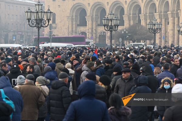 «Ժողովրդի իրավունքն է ապստամբել այս իշխանության դեմ». Երևանում կրկին հանրահավաք է «Ժողովրդի իրավունքն է ապստամբել այս իշխանության դեմ». Երևանում կրկին հանրահավաք է - Sputnik Արմենիա