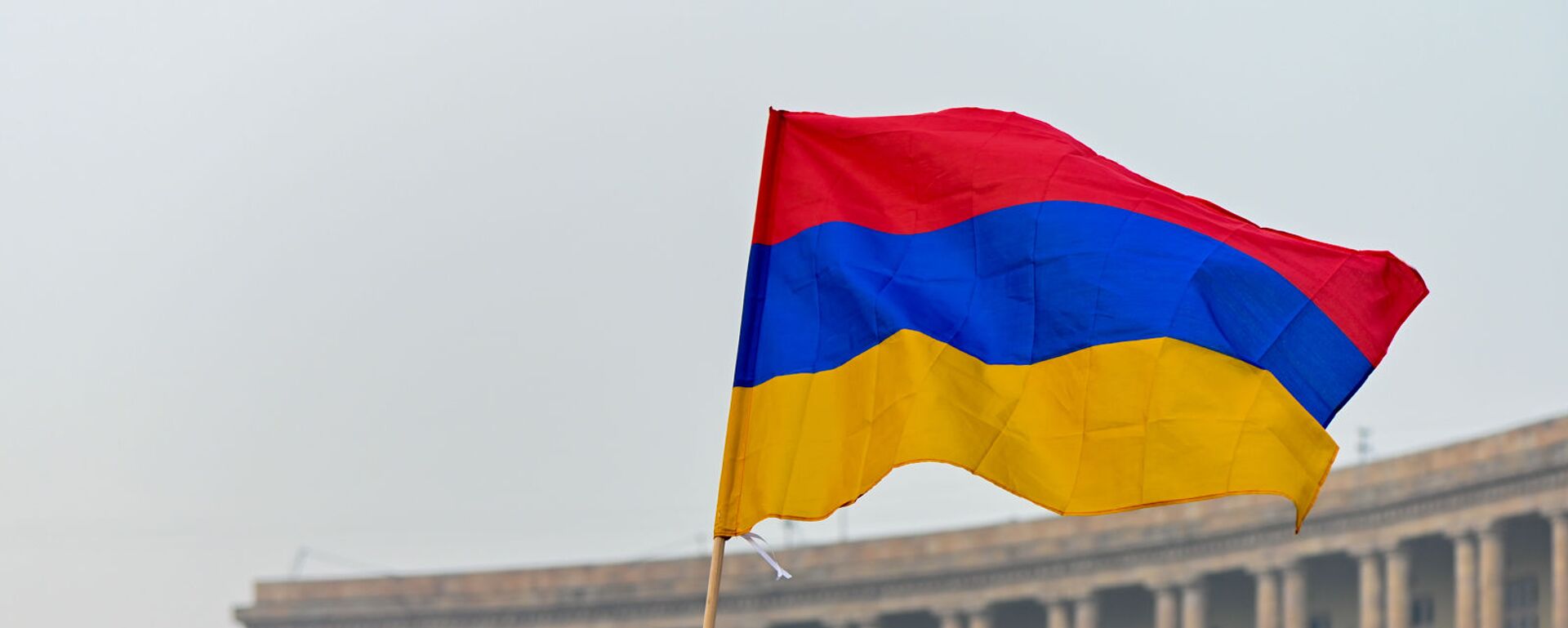 Флаг Армении на площади Республики (28 января 2021). Еревaн - Sputnik Армения, 1920, 28.05.2021