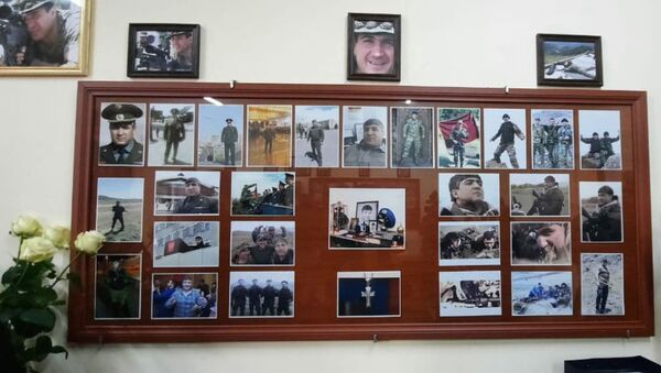 Одна из аудиторий исторического факультета ЕГУ, названная именем подполковника Ваагна Тумасяна - Sputnik Արմենիա