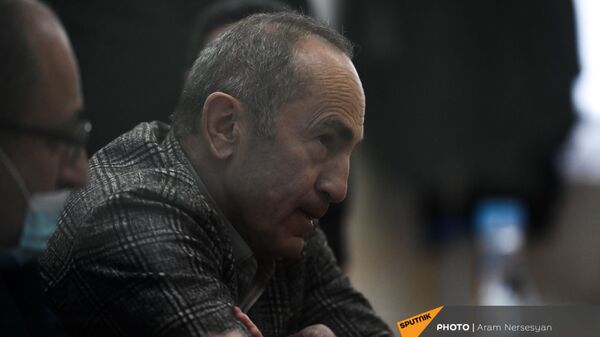 Роберт Кочарян в зале Шенгавитского суда (2 февраля 2021). Еревaн - Sputnik Արմենիա