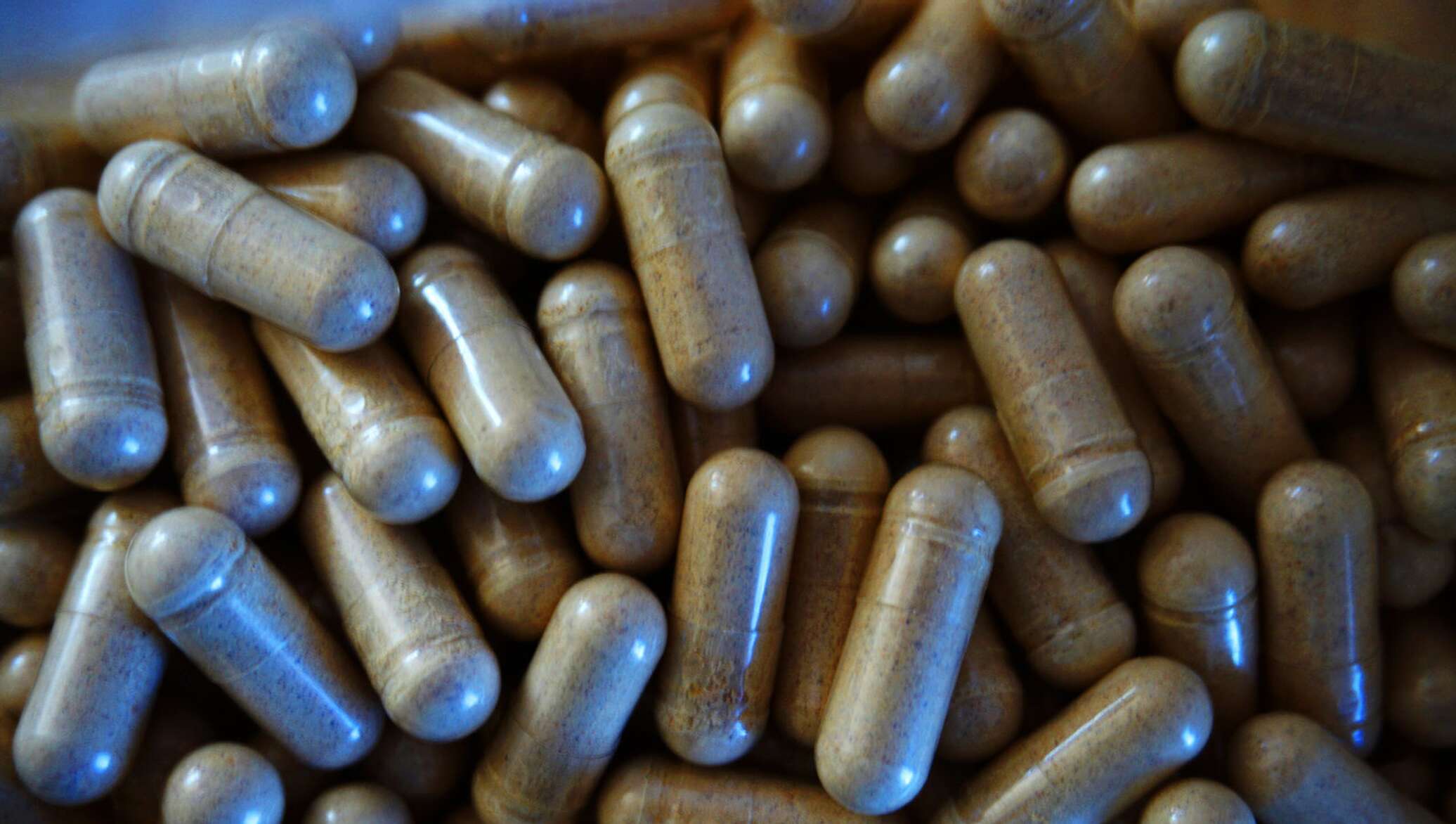 сульфат цинка 20гр бхз. цинк с цветами. цинк с цветами. карбонат цинка цвет. цинк.