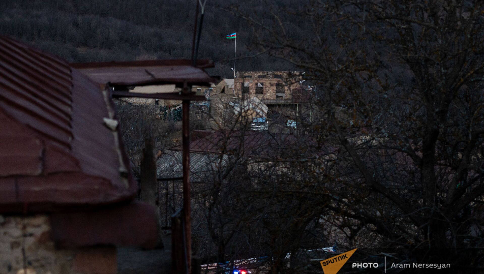 Вид на азербайджанский пост в селе Шурнух, Сюник - Sputnik Արմենիա, 1920, 06.04.2021