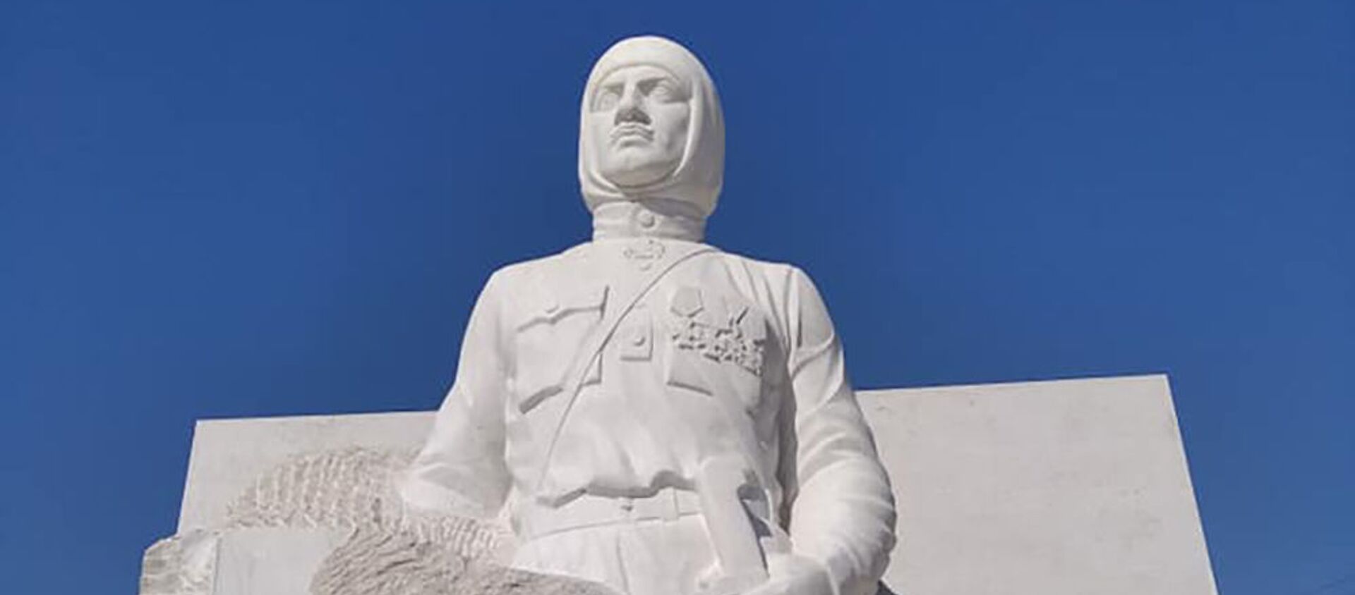 Памятник Гарегину Нжде в Мартуни - Sputnik Արմենիա, 1920, 12.02.2021