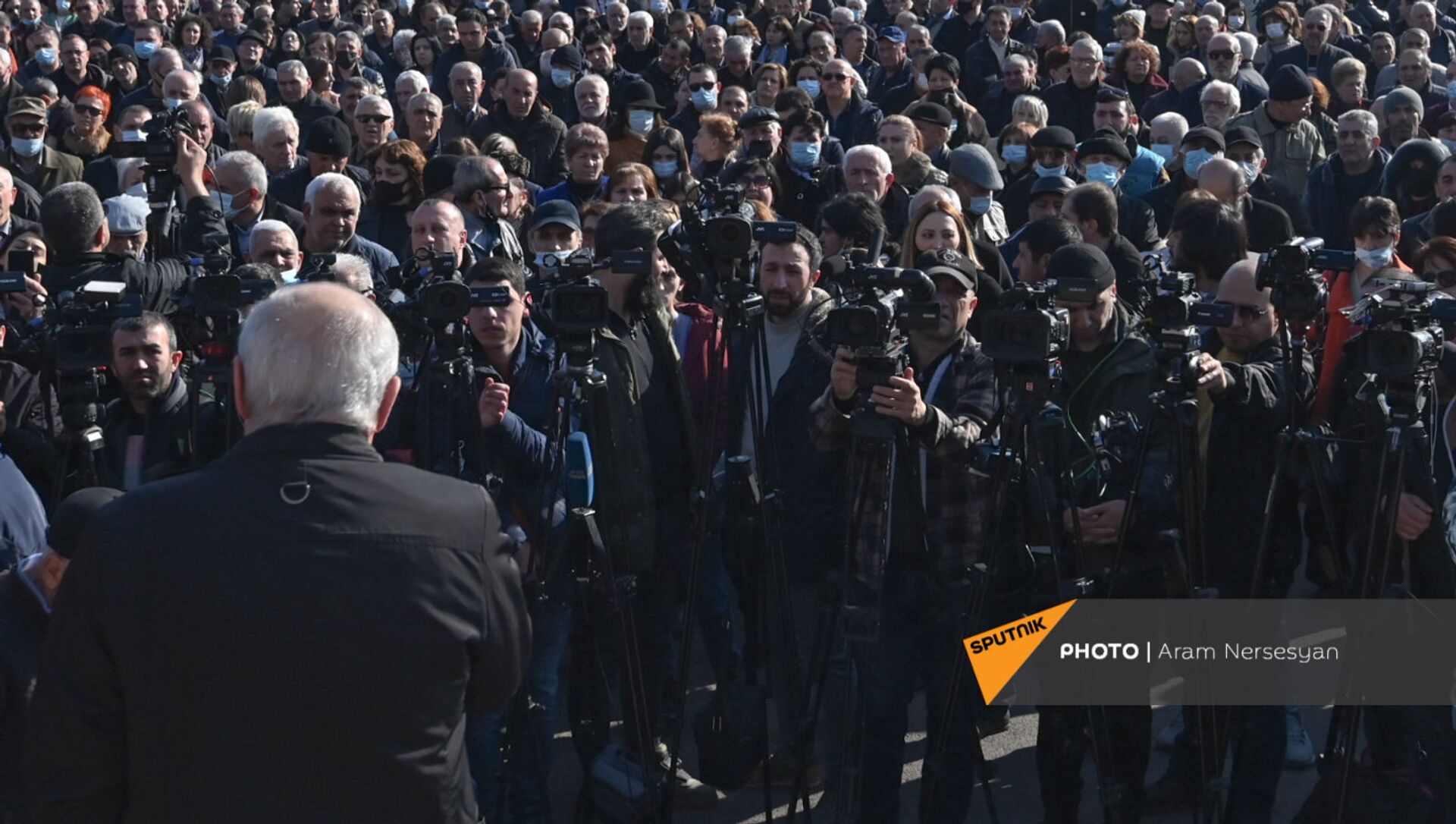 Вазген Манукян выступает на митинге оппозиции (12 февраля 2021). Еревaн - Sputnik Армения, 1920, 25.02.2021