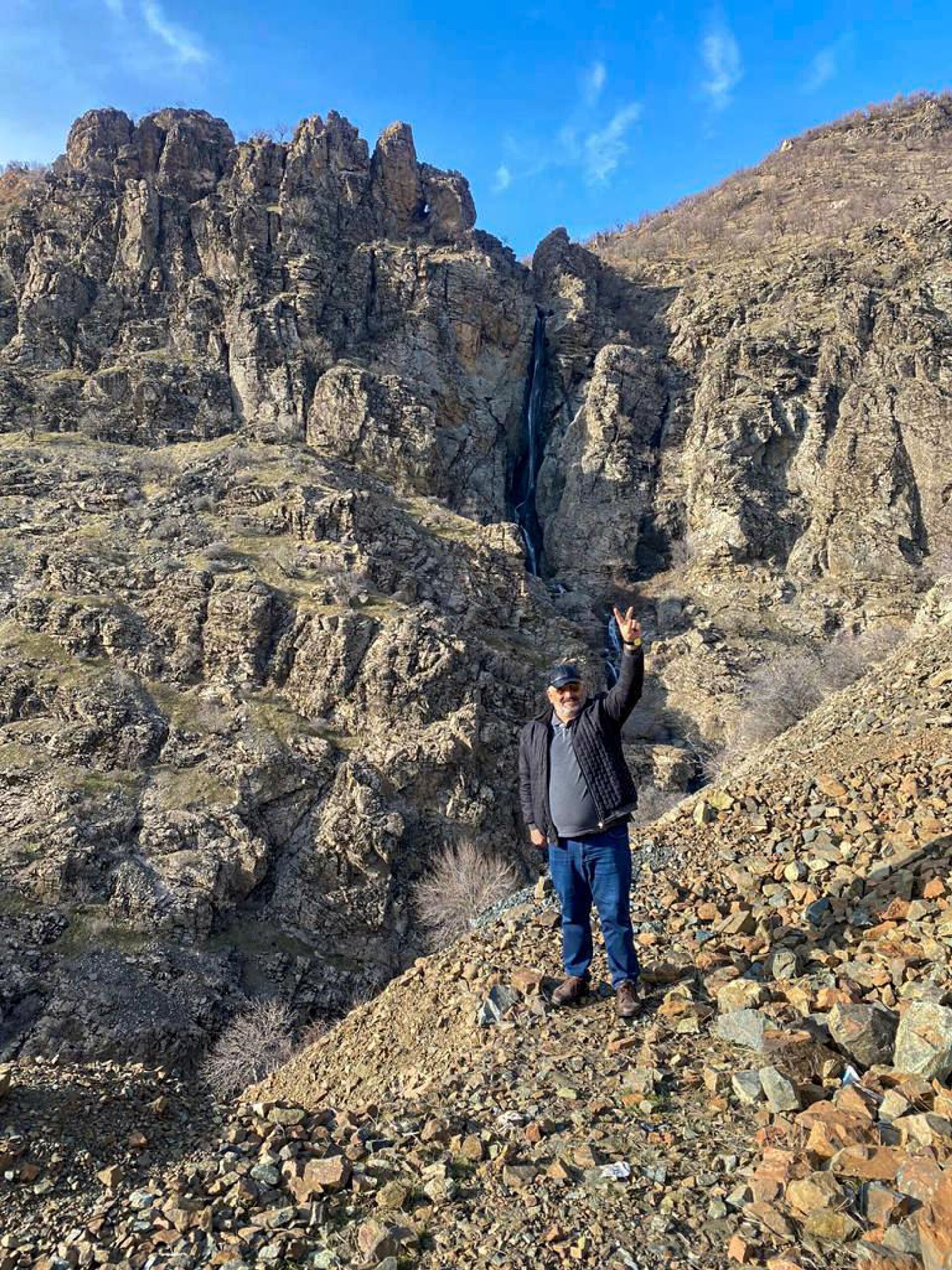Թե ինչպես մշեցի հայն իր որդուն ուղարկեց հայկական բանակ Թե ինչպես մշեցի հայն իր որդուն ուղարկեց հայկական բանակ - Sputnik Արմենիա, 1920, 22.02.2021