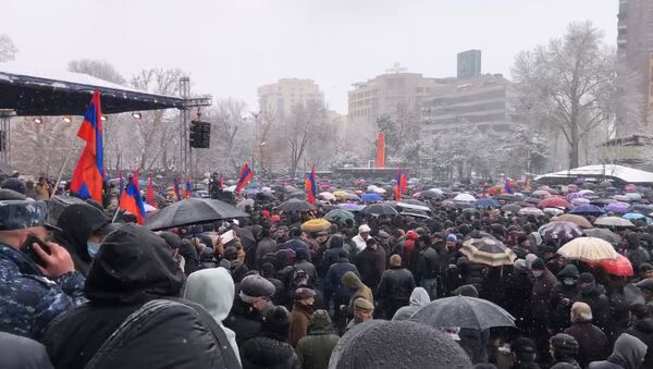 Как проходили митинг и шествие оппозиции в центре Еревана - Sputnik Армения