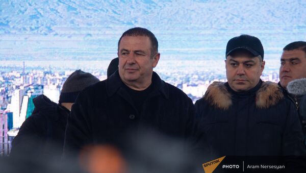 Гагик Царукян и Артур Ванецян на митинге оппозиции (20 февраля 2021). Еревaн - Sputnik Армения