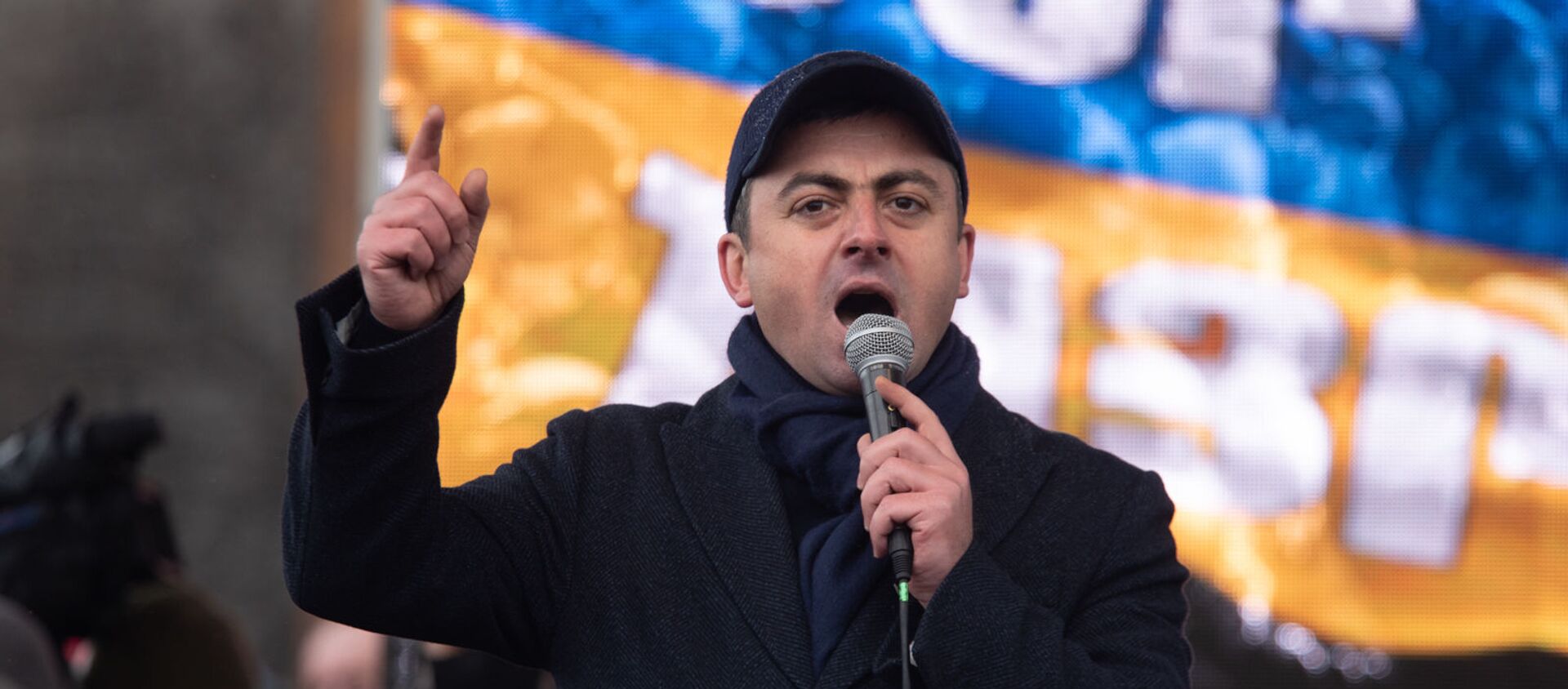  Ишхан Сагателян выступает на митинге оппозиции (20 февраля 2021). Еревaн - Sputnik Արմենիա, 1920, 23.02.2021