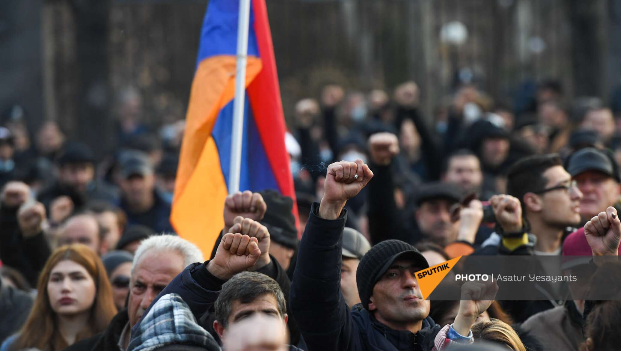 Обстановка в армении. Революция в Армении 2018. Митинг Армении против Пашиняна. Протесты в Армении 2021.