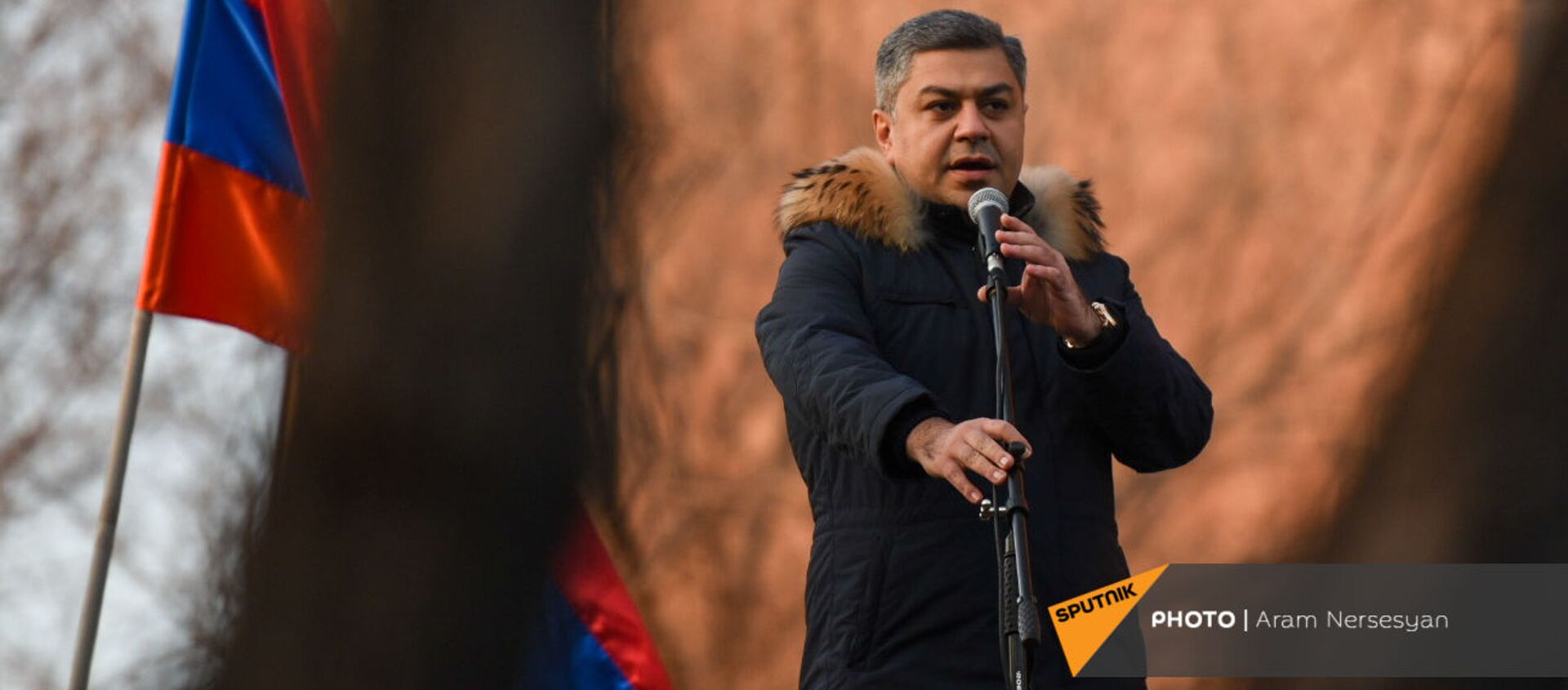 Речь Артура Ванецяна во время митинга оппозиции на проспекте Баграмяна (26 февраля 2021). Еревaн - Sputnik Армения, 1920, 26.02.2021