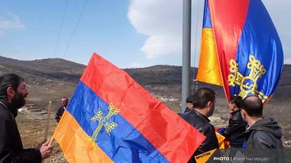 Церемония водружения государственного флага Армении в Шурнухе (7 марта 2021). Сюник - Sputnik Արմենիա