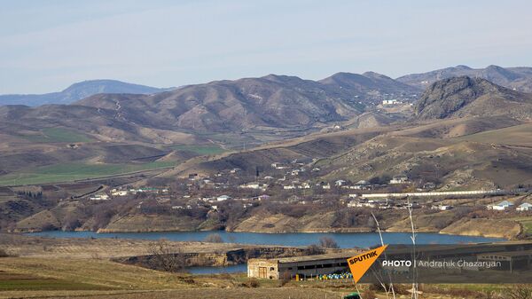 Водохранилище у села Беркабер Тавушской области на границе Армении и Азербайджана - Sputnik Армения