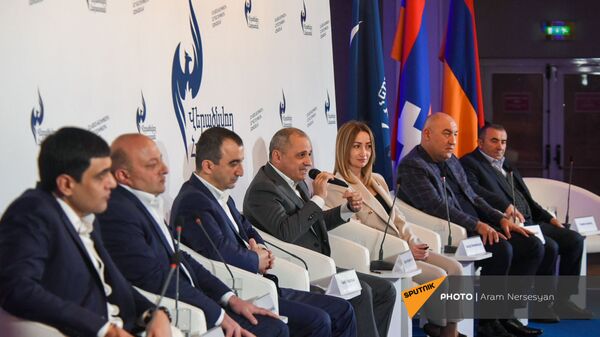 Заседание партии Возрождающаяся Армения (20 марта 2021). Еревaн - Sputnik Армения