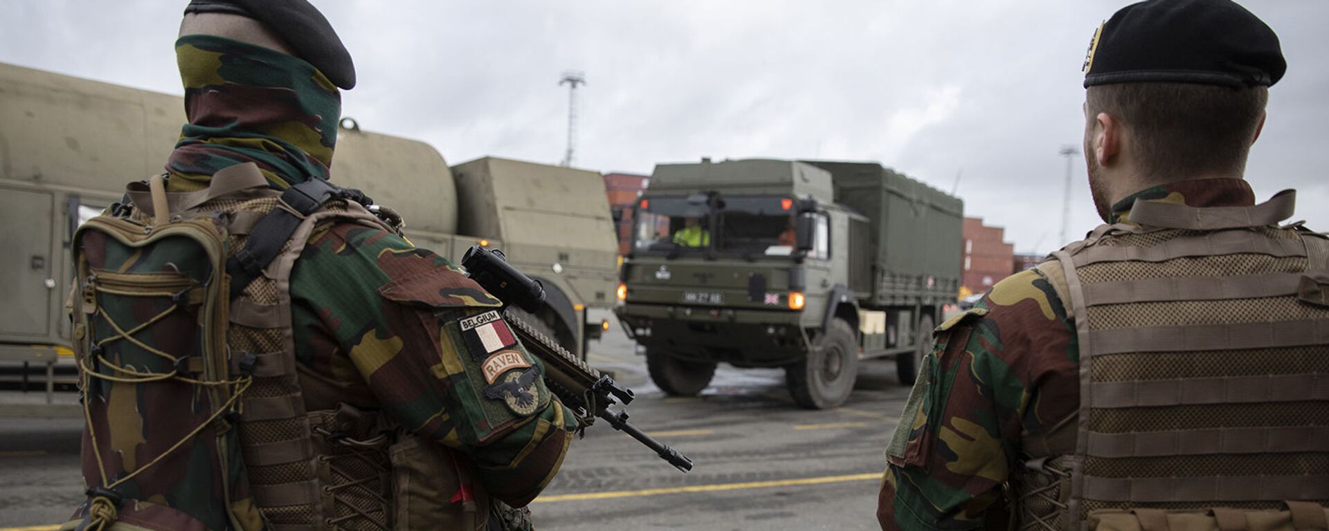 Бельгийские солдаты патрулируют во временной военной зоне во время учений Defender-Europe 2020 (3 февраля 2020). Антверпен - Sputnik Армения, 1920, 22.03.2021