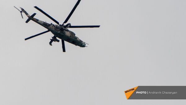 Военный вертолет Ми-24 - Sputnik Армения