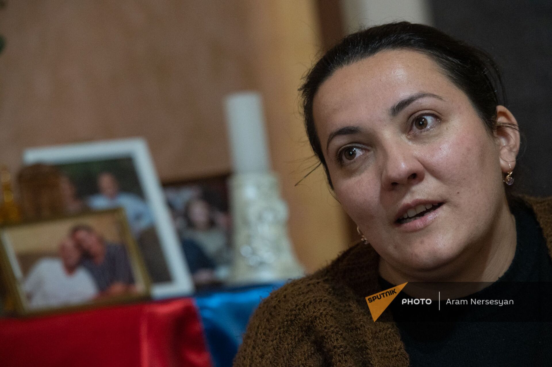 Когда смерть героя под завесой неизвестности: семья Самвела Атояна ищет его боевых друзей Когда смерть героя под завесой неизвестности: семья Самвела Атояна ищет его боевых друзей - Sputnik Армения, 1920, 29.03.2021