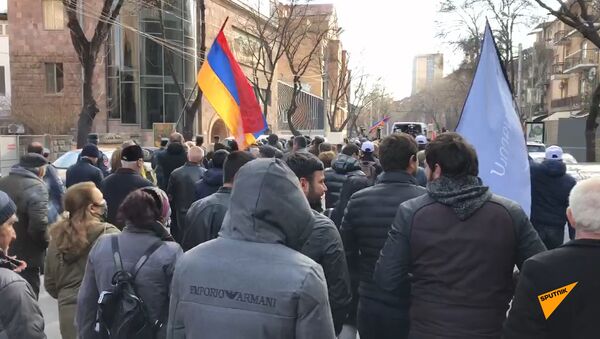 Оппозиционное Движение по спасению родины проводит шествие по улицам Еревана. - Sputnik Армения