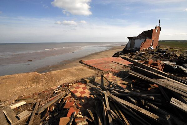 Побережье Британских островов в Spurn Point, Восточный райдинг Йоркшира, Англия Побережье Британских островов в Spurn Point, Восточный райдинг Йоркшира, Англия - Sputnik Армения