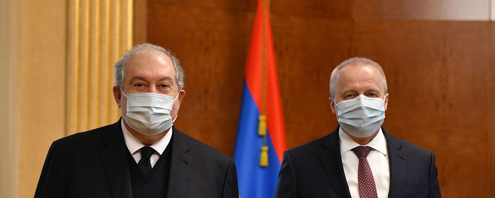 Президент Армен Саркисян встретился с Чрезвычайным и Полномочным послом России Сергеем Копыркиным (2 апреля 2021). Еревaн - Sputnik Армения, 1920, 02.04.2021