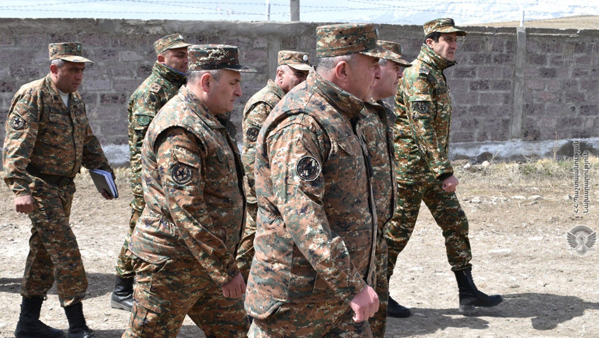 Начальник Генерального штаба ВС, генерал-лейтенант Артак Давтян посетил воинские части для проверки готовности личного состава (7 апреля 2021). - Sputnik Армения, 1920, 07.04.2021