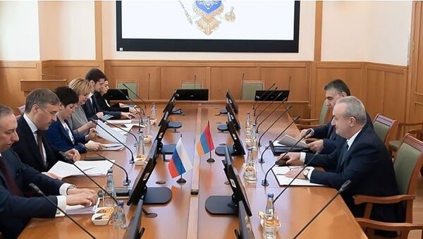 Министр НОКС Ваграм Думанян встретился с министром науки и высшего образования России Валерием Фалковым (9 апреля 2021). Москвa - Sputnik Армения