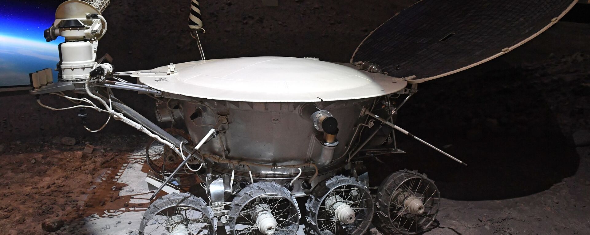 Макет «Лунохода-1» - первого лунохода, доставленного на Луну - Sputnik Армения, 1920, 12.04.2021