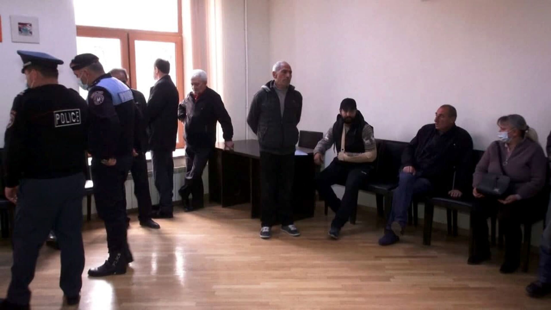 Родные пленных не намерены разблокировать административное здание до встречи с Пашиняном - Sputnik Армения, 1920, 13.04.2021