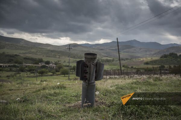 Ուրվական քաղաքը, կամ Ստեփանակերտը փորձում է ապրել Ուրվական քաղաքը, կամ Ստեփանակերտը փորձում է ապրել - Sputnik Արմենիա