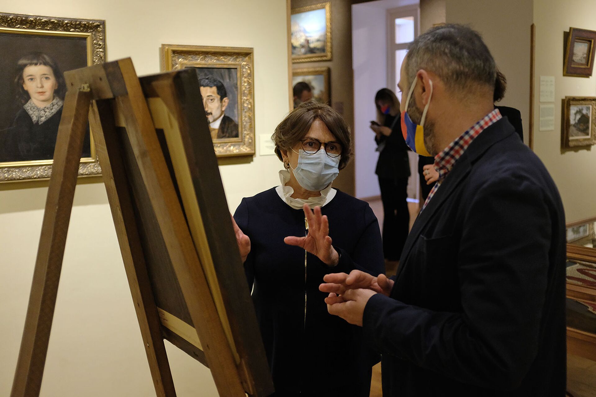 В тбилисском Art Palace открылся армянский уголок по случаю визита Нунэ Саркисян В тбилисском Art Palace открылся армянский уголок по случаю визита Нунэ Саркисян - Sputnik Армения, 1920, 16.04.2021