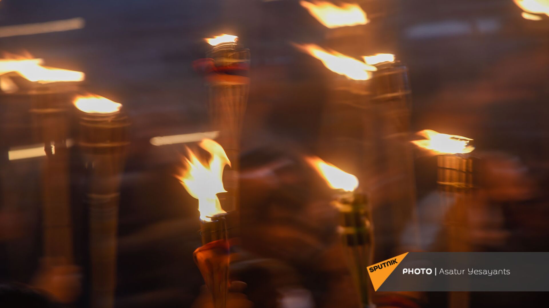 Факельное шествие в память жертвам Геноцида армян (23 апреля 2021). Ереван - Sputnik Армения, 1920, 23.04.2022