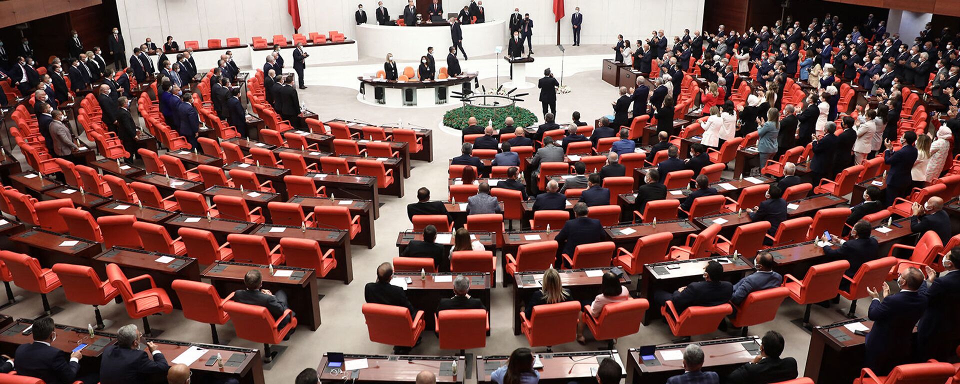 Заседание четвертой законодательной сессии турецкого парламента (1 октября 2020). Анкара - Sputnik Армения, 1920, 07.11.2021