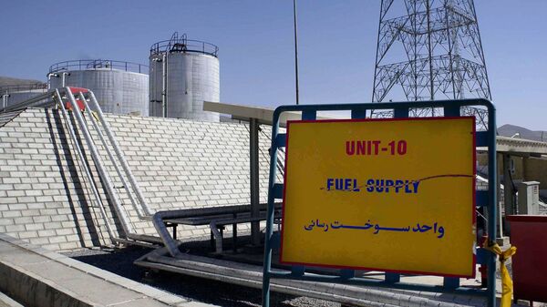 Внешний вид завода по производству тяжелой воды в Араке к юго-западу от Тегерана, встед за которым был построен ядерный объект в Натанзе - Sputnik Армения