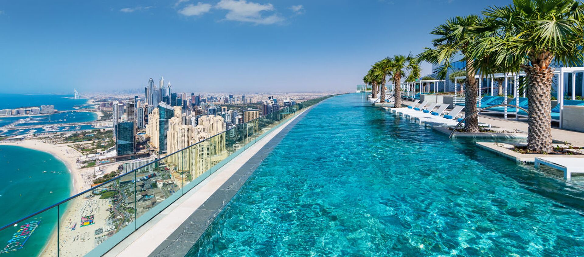 Самый высокий в мире панорамный бассейн Address Beach Resort в Дубае - Sputnik Армения, 1920, 25.06.2021