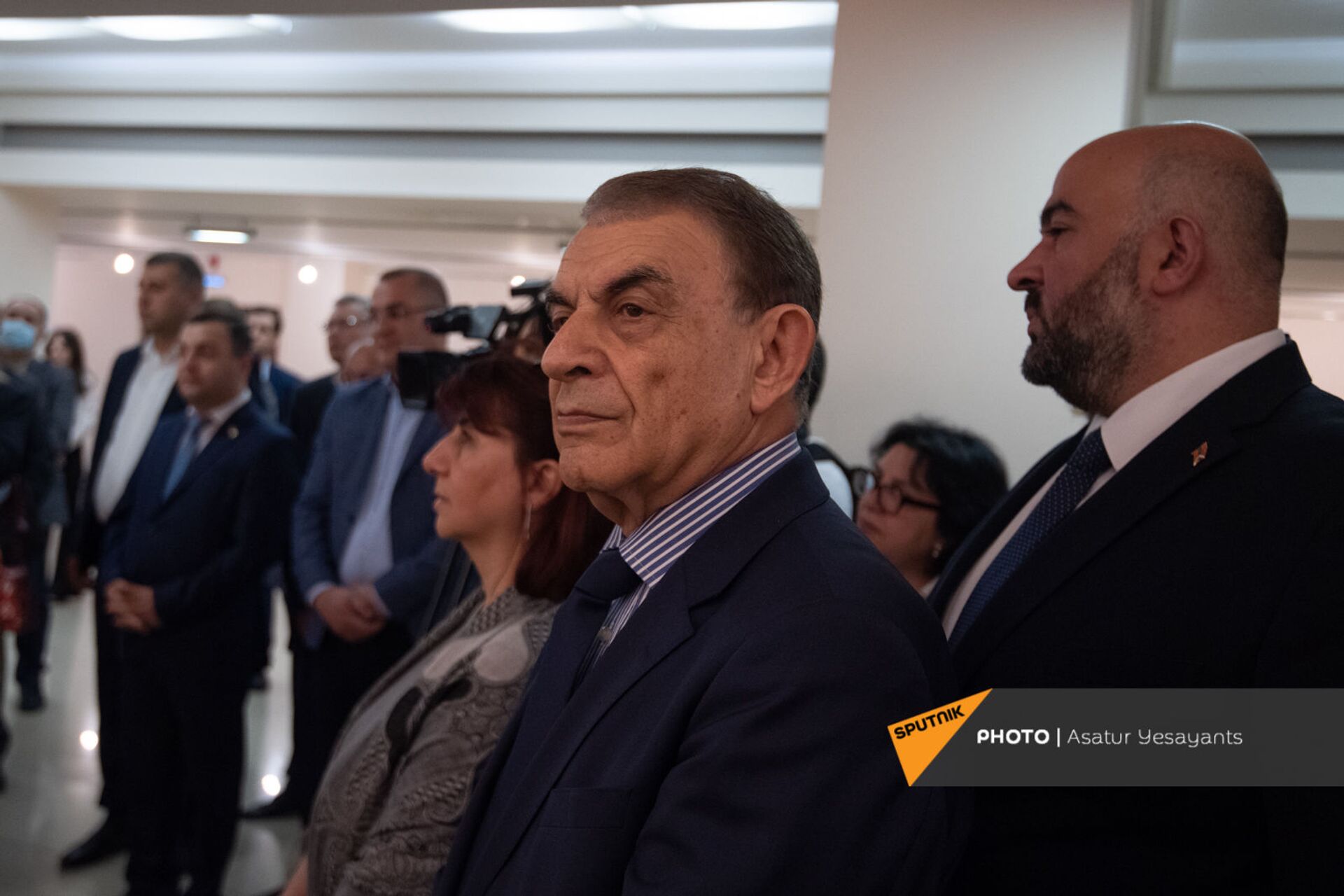 Ես ու Նիկոլ Փաշինյանը գենետիկորեն տարբեր ենք. Արա Բաբլոյան Ես ու Նիկոլ Փաշինյանը գենետիկորեն տարբեր ենք. Արա Բաբլոյան - Sputnik Արմենիա, 1920, 29.04.2021