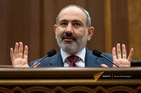 Նիկոլ Փաշինյանը ԱԺ արտահերթ նիստի ժամանակ պատասխանում է պատգամավորների հարցերին (մայիսի 3, 20212., Երևան)  - Sputnik Արմենիա