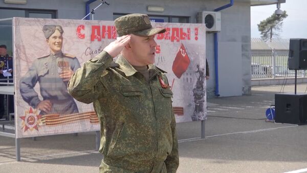 Рустам Мурадов принял парад Победы в Карабахе - Sputnik Армения