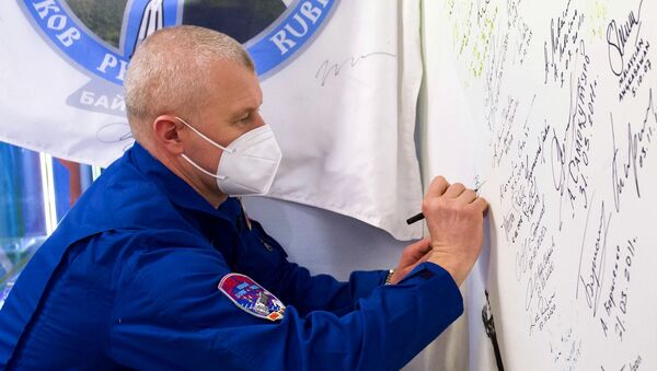 Член основного экипажа МКС-65 космонавт Роскосмоса Олег Новицкий  - Sputnik Армения
