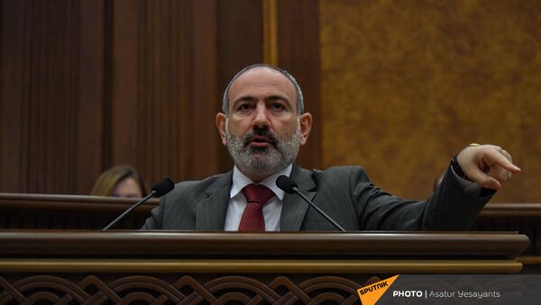 И.о премьер-министра Никол Пашинян на заседании Парламента (10 мая 2021). Еревaн - Sputnik Արմենիա