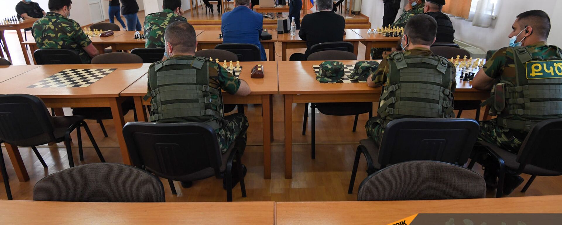 Сотрудники УИС наблюдают за международным шахматным онлайн-турниром для заключенных - Sputnik Армения, 1920, 11.05.2021