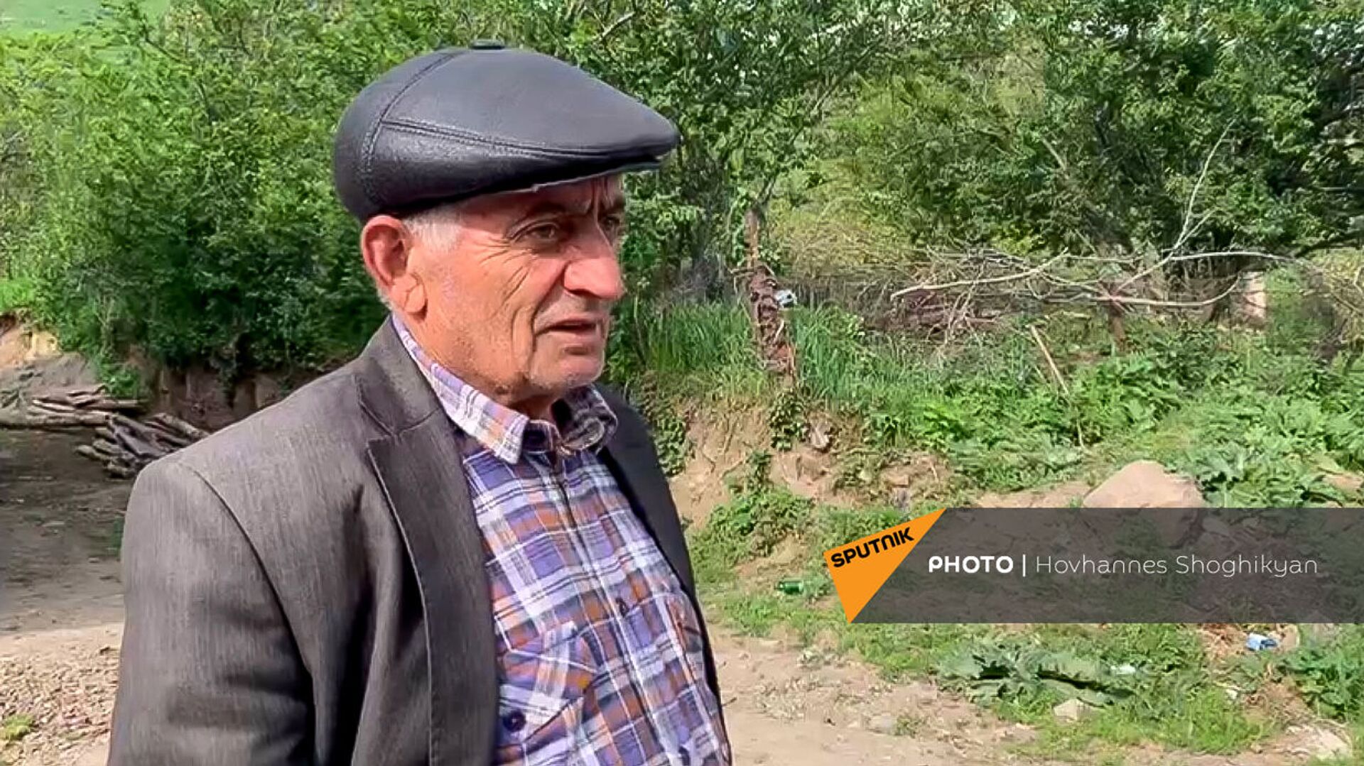 «Ադրբեջանցիները հիմա «ամենալավ» տեղում են». ինչ են պատմում Վերիշենի բնակիչները «Ադրբեջանցիները հիմա «ամենալավ» տեղում են». ինչ են պատմում Վերիշենի բնակիչները - Sputnik Արմենիա, 1920, 15.05.2021