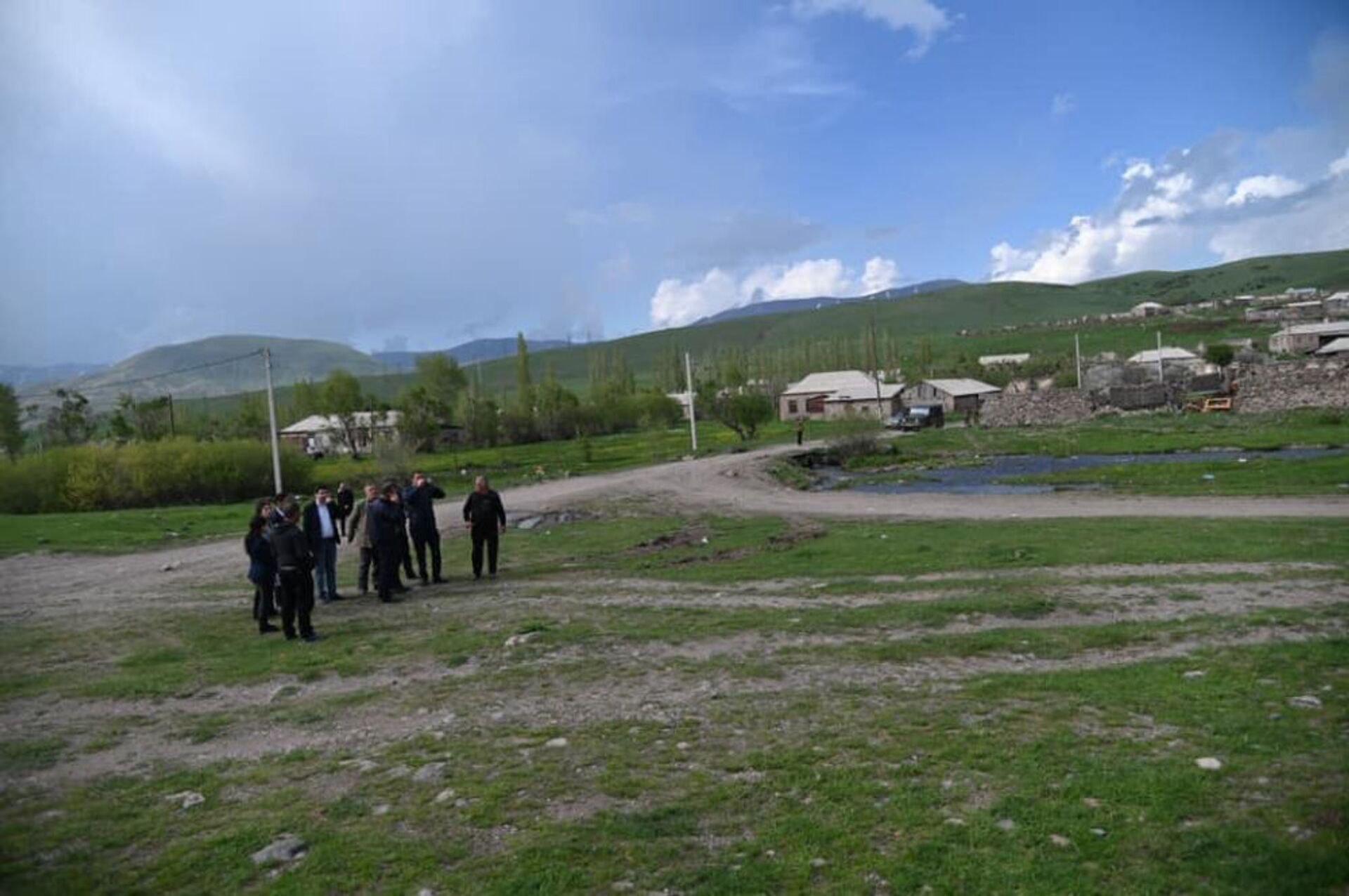 Կութ գյուղն ու դպրոցը հայտնվել են ադրբեջանական զինծառայողների նշանառության տակ. ՄԻՊ - Sputnik Արմենիա, 1920, 16.05.2021